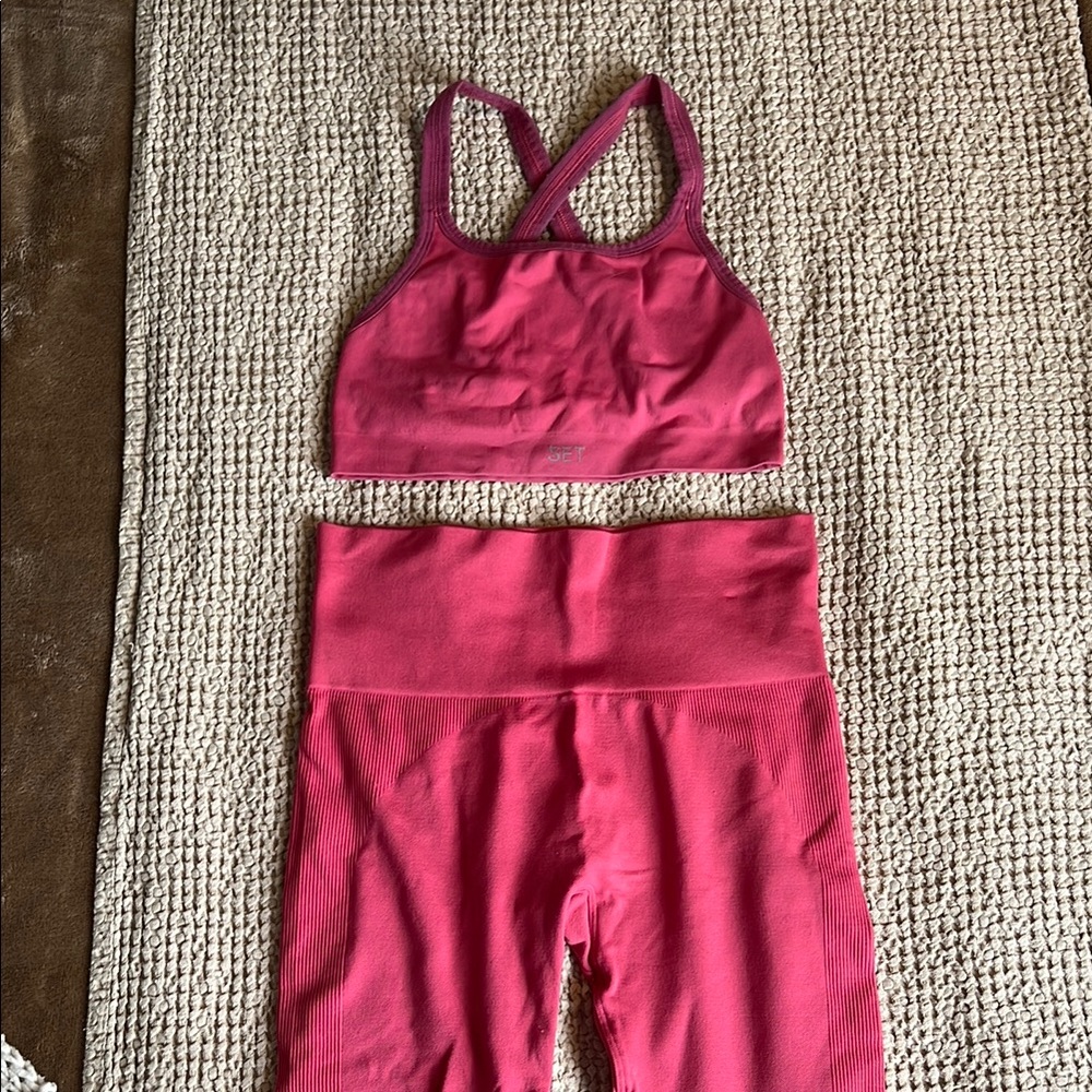 SET Active Pink Leggings and Sports Bra Set